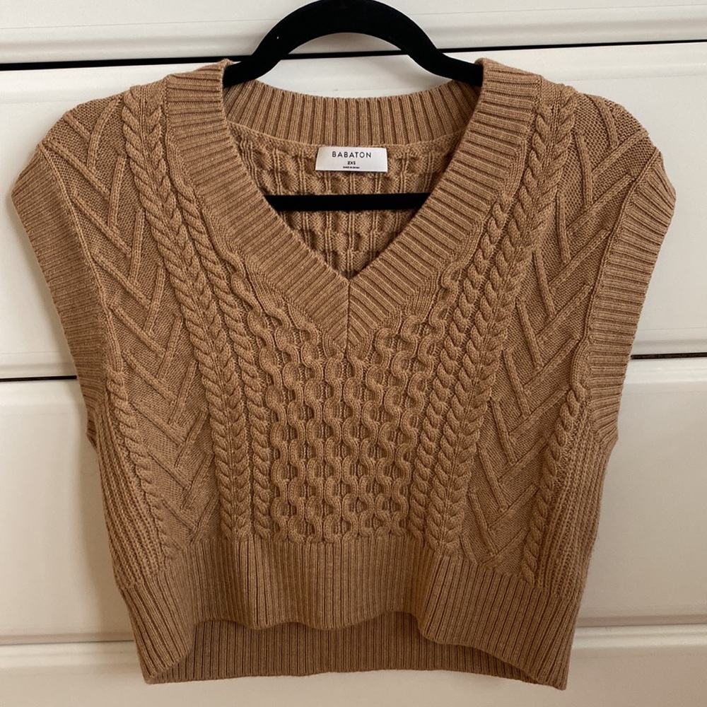 Aritzia Babaton Emporia Vest